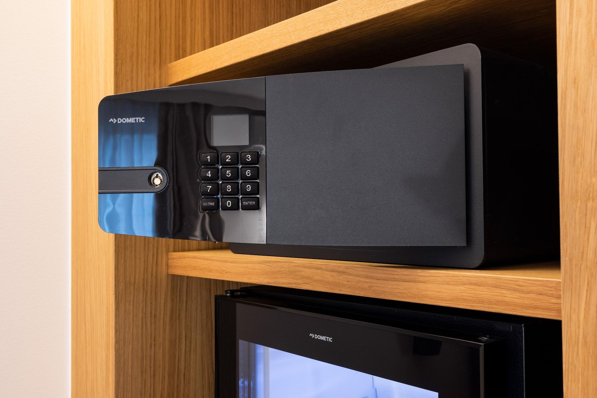 Fred Hotel Leonhardstrasse - Self Check-In Zürich Eksteriør billede