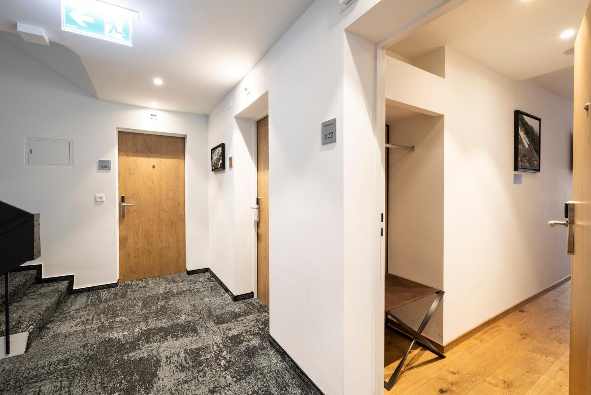 Fred Hotel Leonhardstrasse - Self Check-In Zürich Eksteriør billede